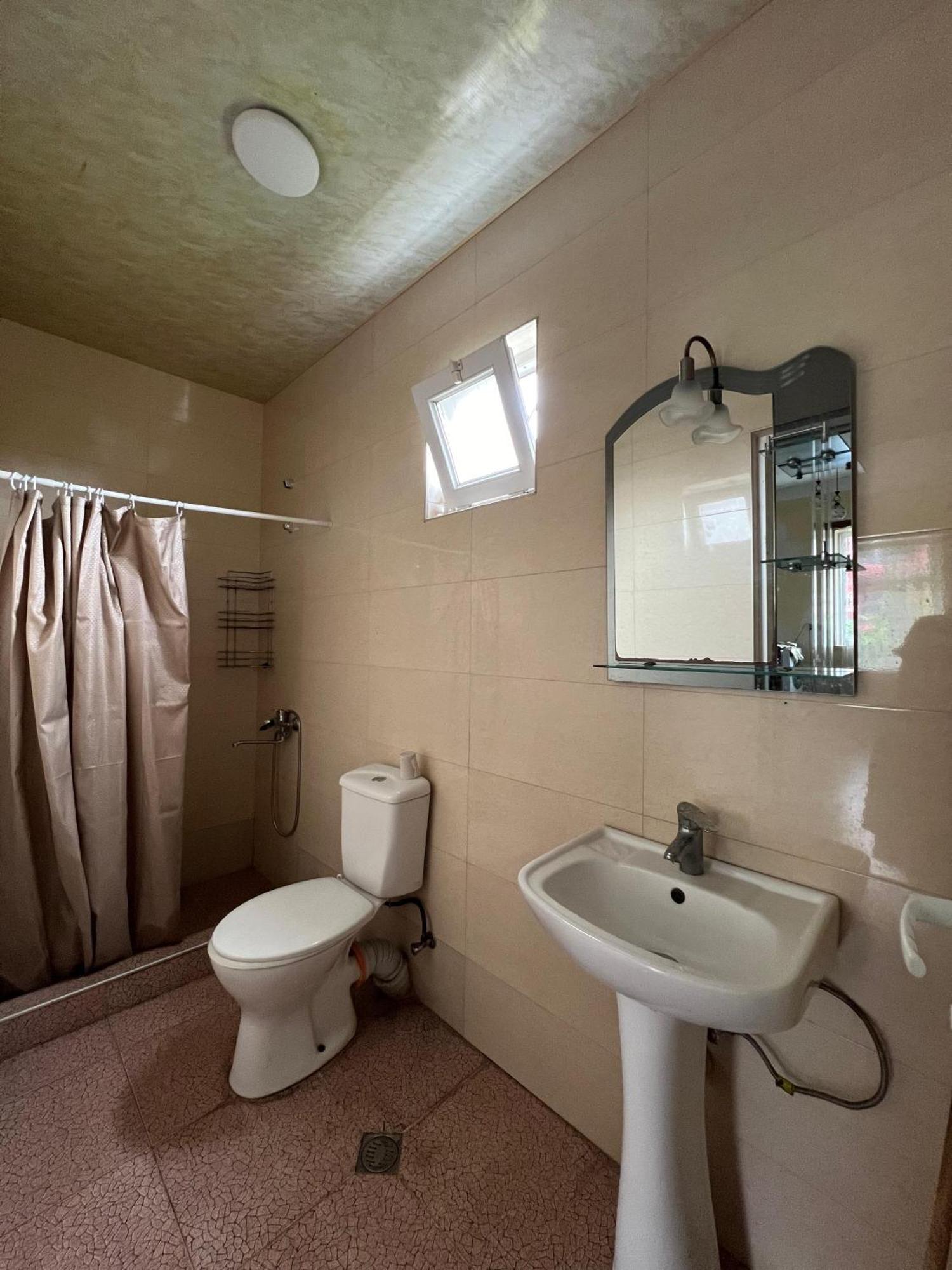 Medea'S Guest House Батумі Екстер'єр фото